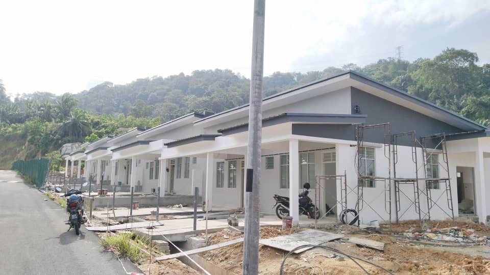 Terrace houses built by Jayaland