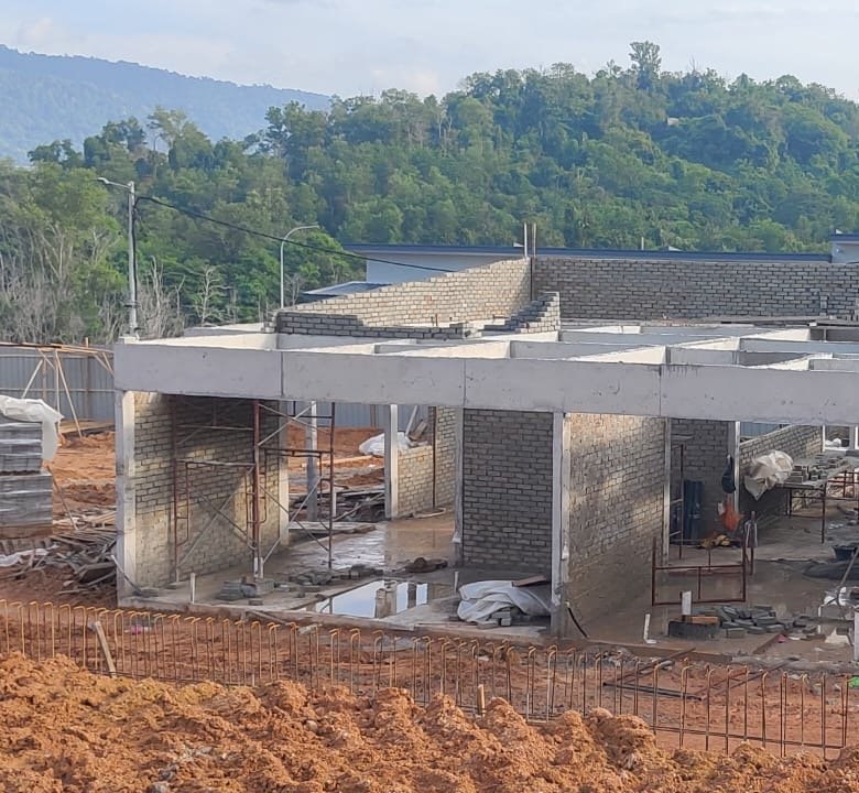 Brickwork on the completed frame